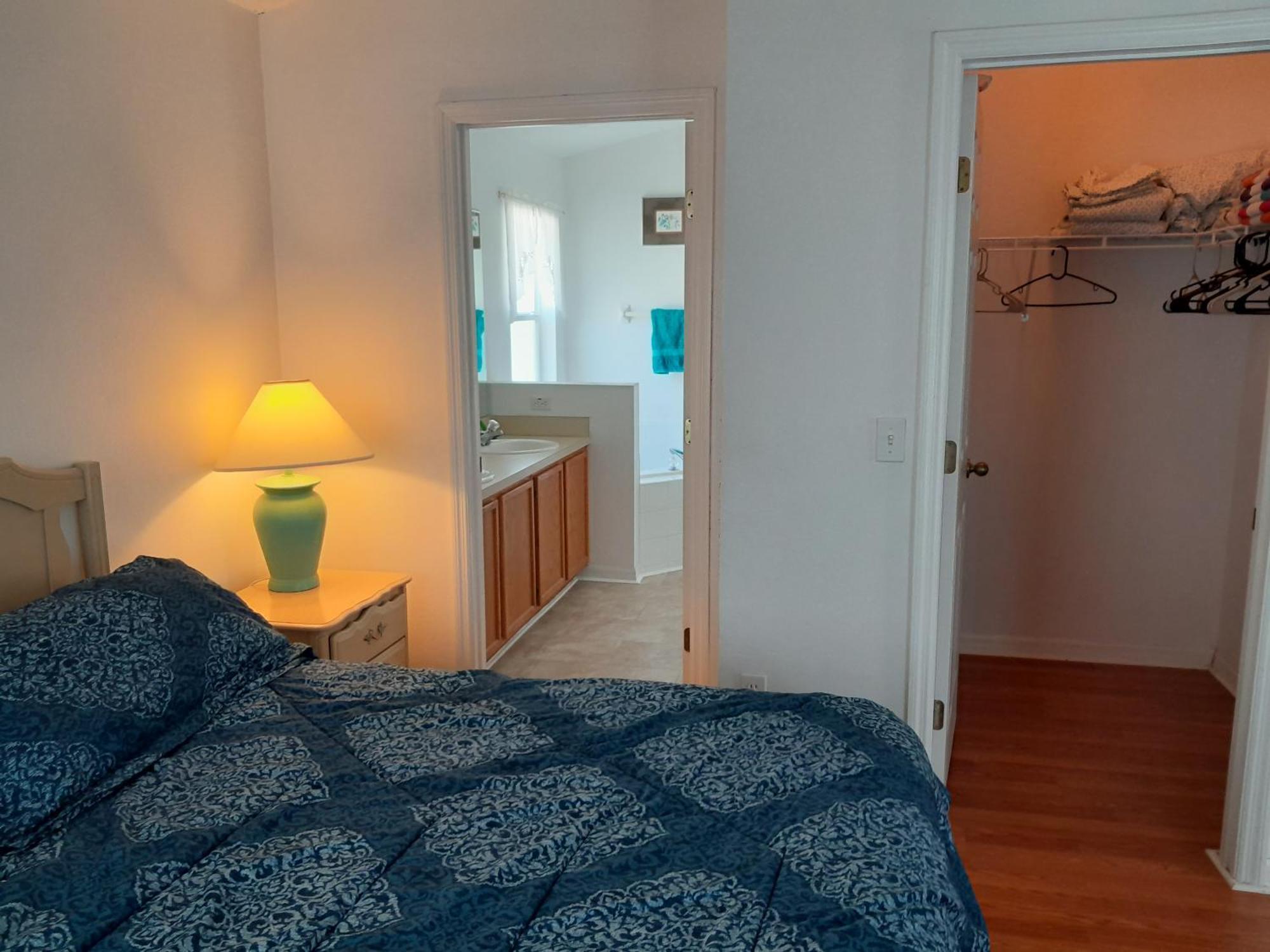 Three-Bedroom House In Clear Creek Орландо Екстериор снимка
