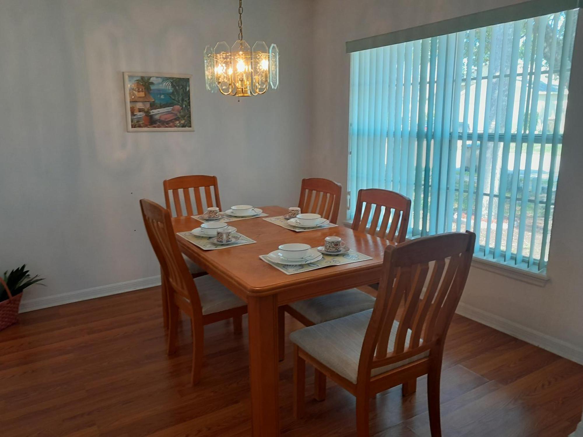 Three-Bedroom House In Clear Creek Орландо Екстериор снимка